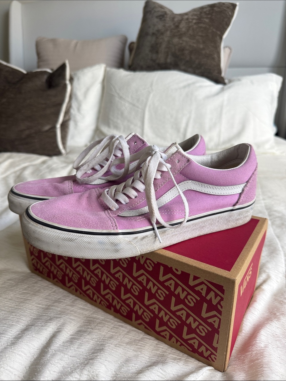 Vans Old Skool Sneakers in Light Pink and White